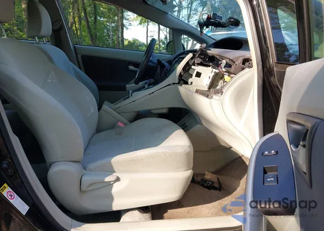 2010 Toyota Prius Ii z USA, uszkodzony, nr VIN JTDKN3DU7A0161021